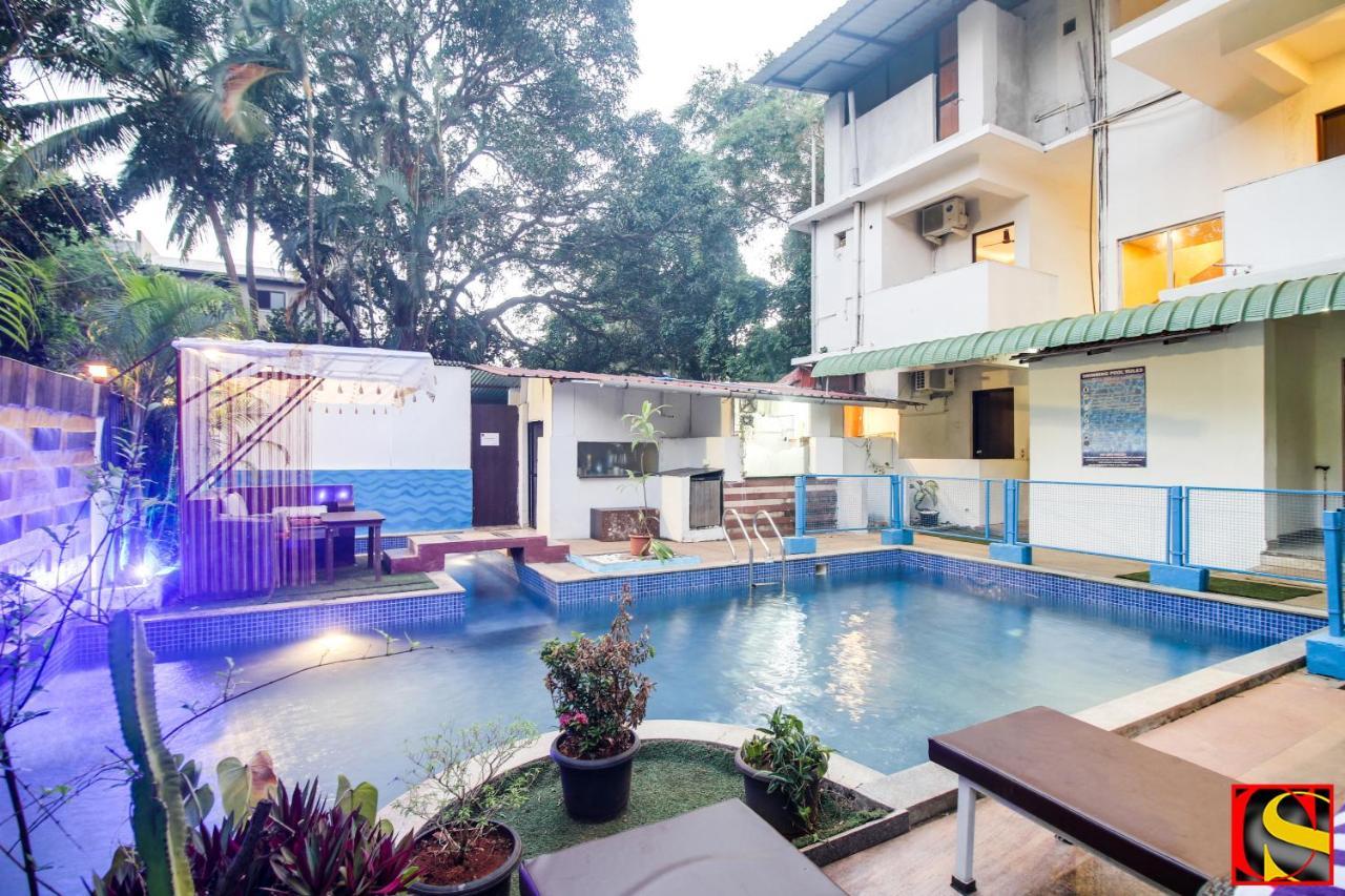 Candolim Sands Hotel Exterior foto